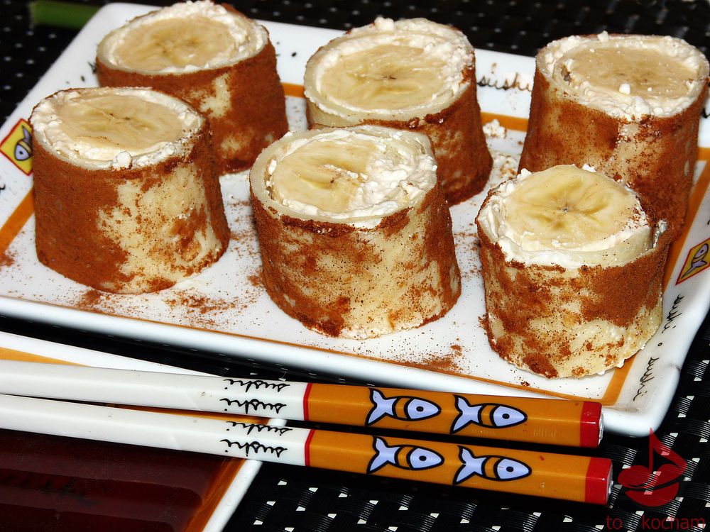 Sushi naleśnikowe z bananem tocokocham.com